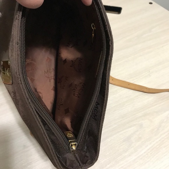 MCM shoulder bag🌹 - Picture 10 of 12